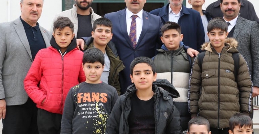 Canpolat, gönüllere dokunuyor