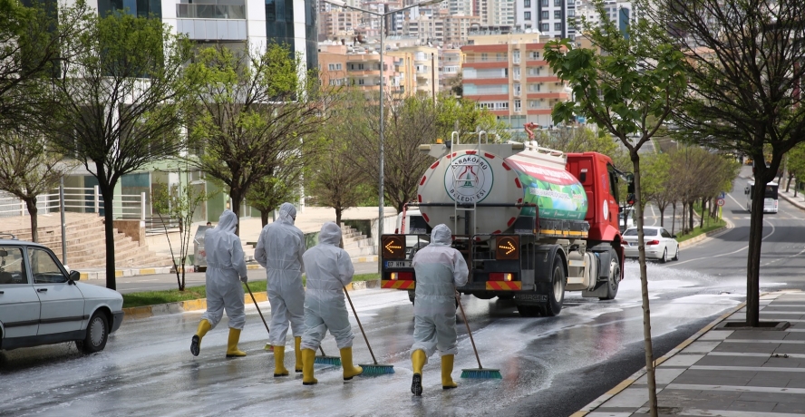 KARAKÖPRÜ’DE KORONAVİRÜS TEDBİRLERİ EN ÜST SEVİYEYE ÇIKARILDI