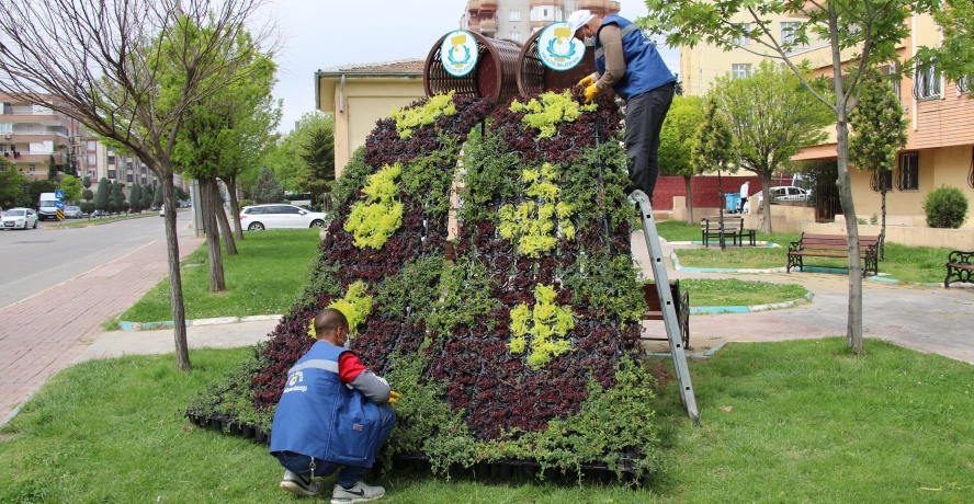 Parklara Bahar Geldi 