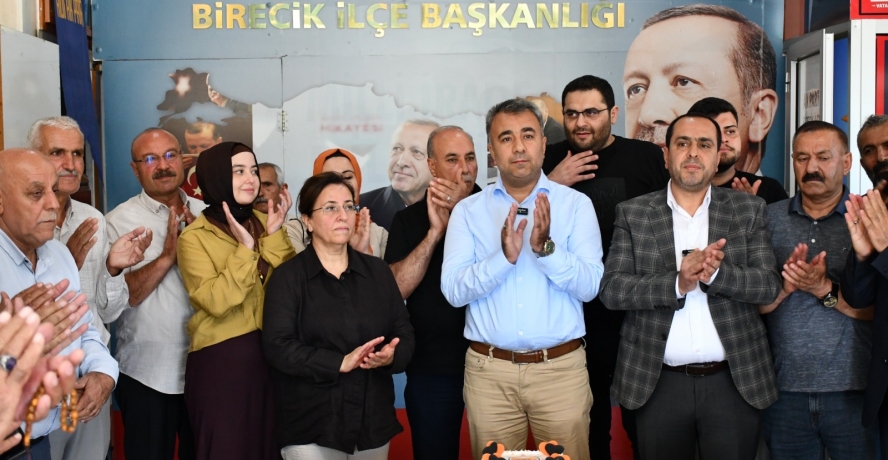 Erol Açılan: “Milletimizle omuz omuza, Türkiye Yüzyılı hedeflerimize yürüyoruz”