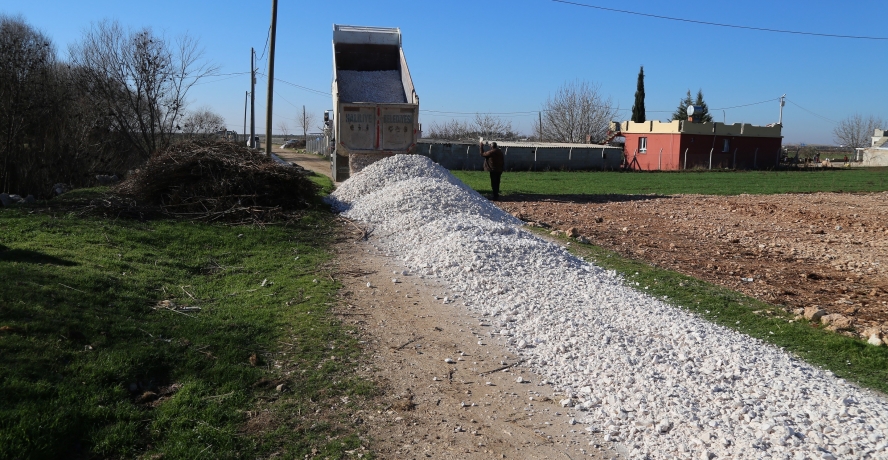 HALİLİYE BELEDİYESİNDEN 8 MAHALLEDE ÜST YAPI ÇALIŞMASI