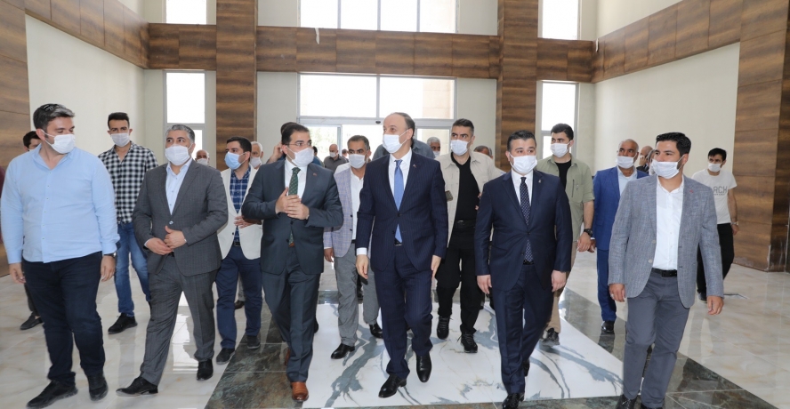 O BİNA HASTANE OLUYOR