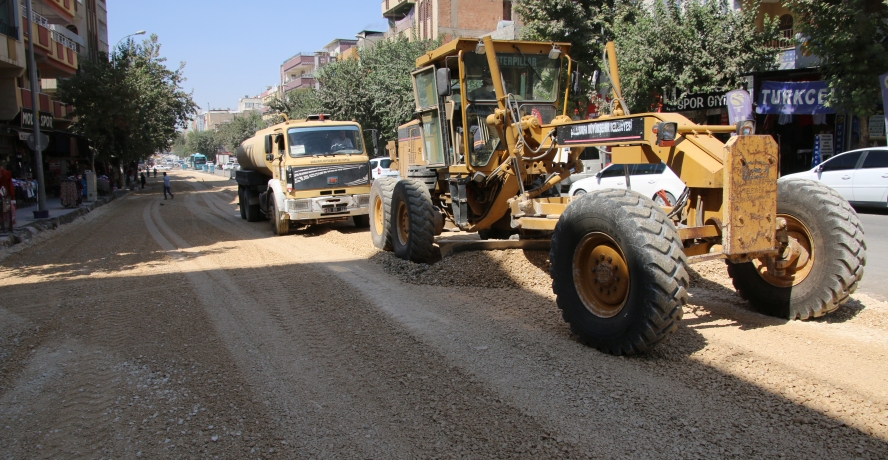 Büyükşehir Yollara Nefes Veriyor 