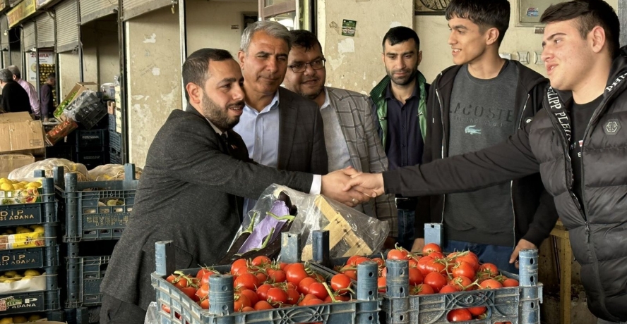 Urfa Halkı, Cumhurbaşkanının Yanında 