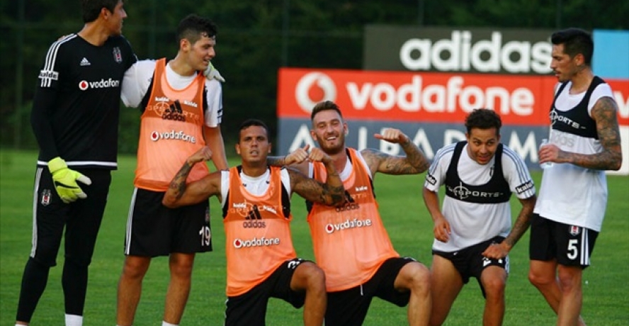Beşiktaş, Trabzonspor maçı hazırlıklarına ara vermeden başladı