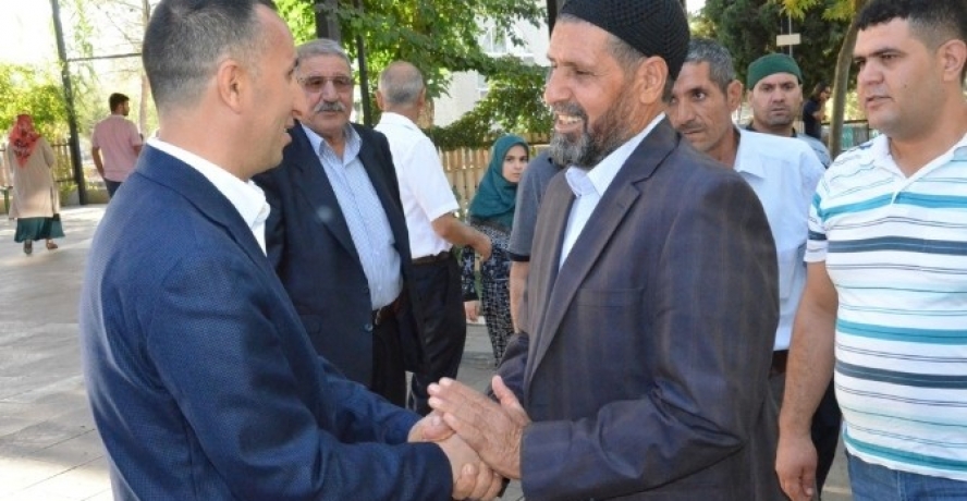 Belediye Başkanı Yılmaz Halkla Bayramlaştı