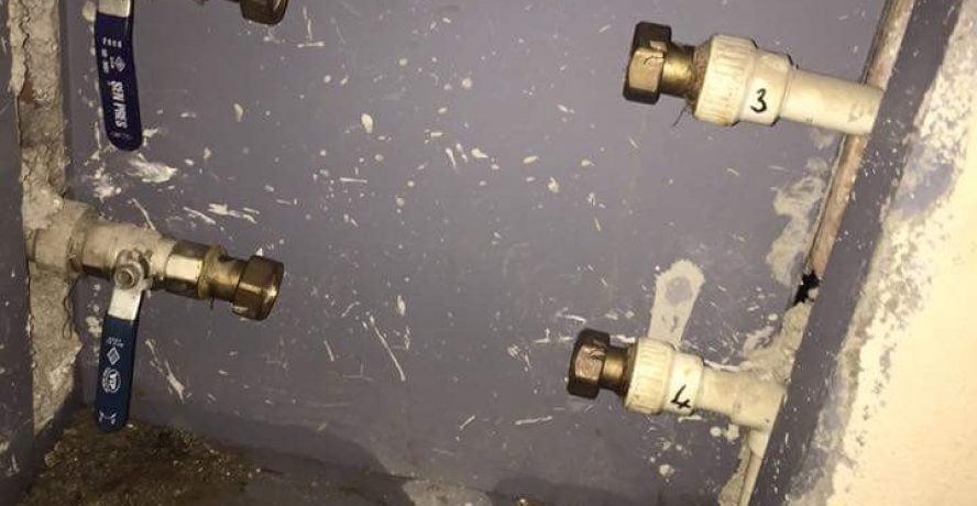 Hırsızlar bu kez su saatlerini çaldılar