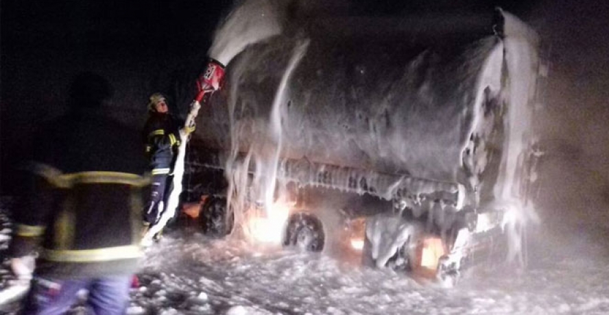 Yakıt Tankeri Cayır Cayır Yandı