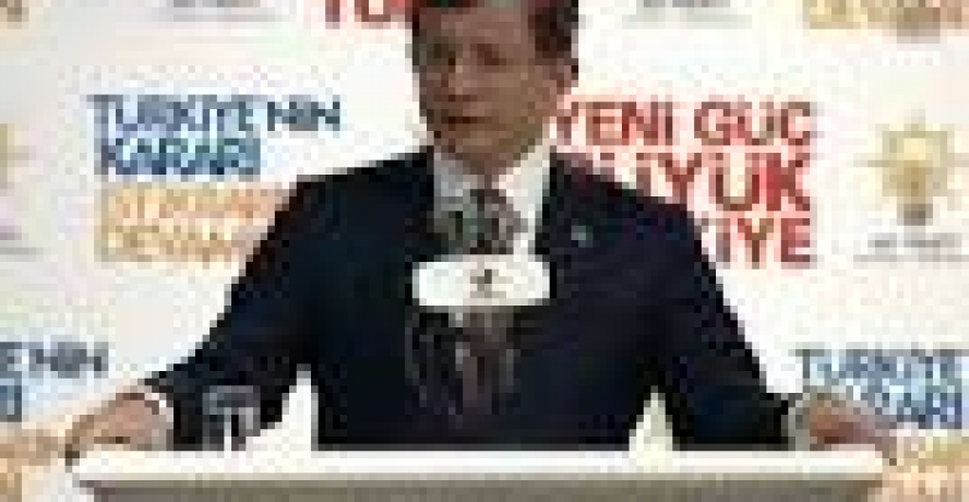 Başbakan Davutoğlu, AK Parti İl Başkanlığını Ziyaret Etti