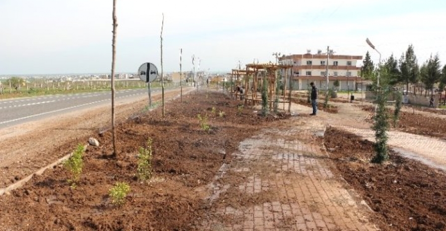 Özbek Parkında Çalışmalar Devam Ediyor