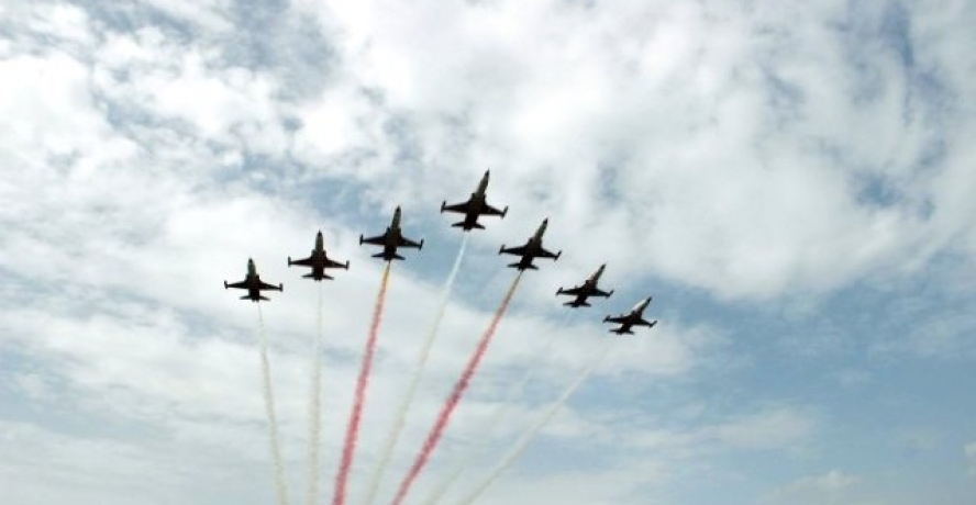 Türk Yıldızlarının Gösterisi Şanlıurfa’da Nefes Kesti