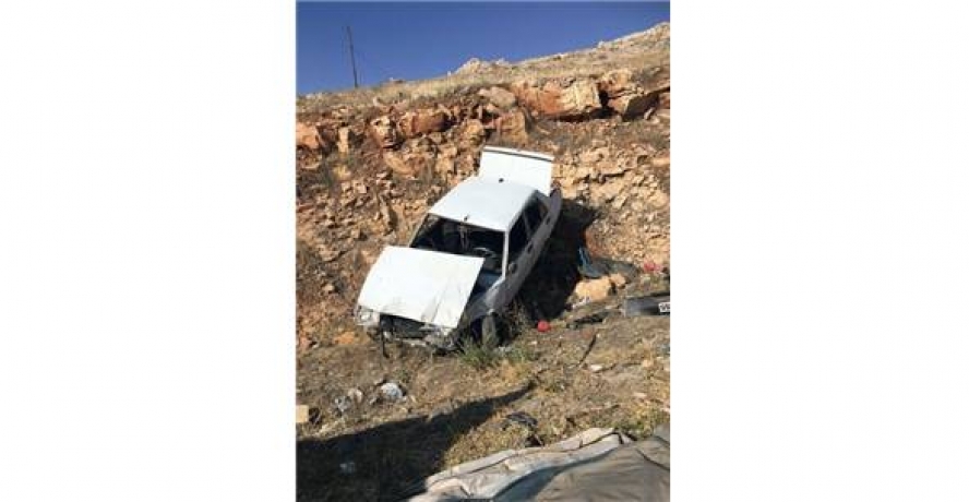 Şarampole Yuvarlanan Otomobildeki 4 Kişi Yaralandı