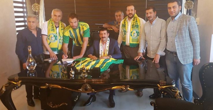 Abdülaziz ve Tomiç Şanlıurfaspor’da