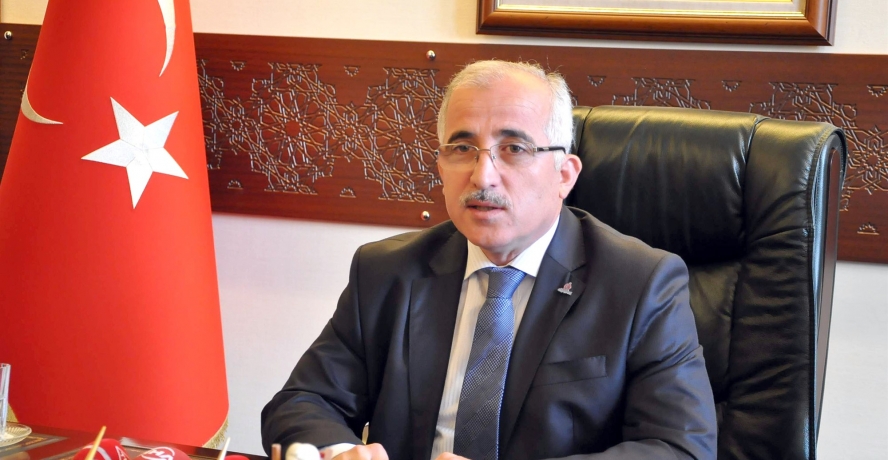 Vali Tuna “Herkes otursun oturduğu yerde”