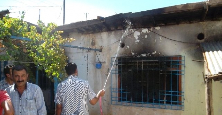 Ceylanpınar’da bir ev tamamen kül oldu