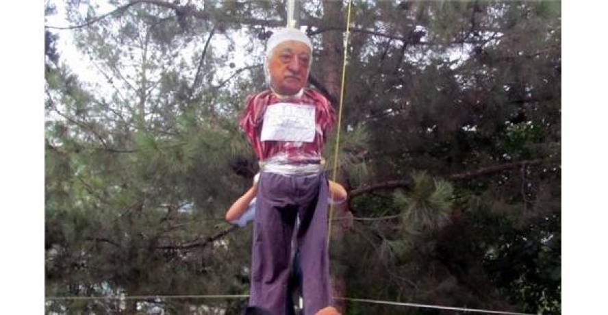 Siverekliler, Gülen’i taşlayarak idam etti