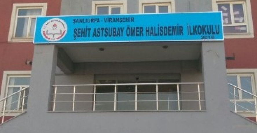 Viranşehir’de okula Şehit Astsubay Halisdemir’in ismi verildi