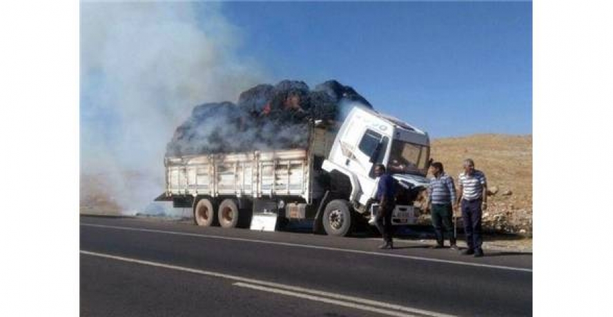 Şanlıurfa’da pamuk balyaları tutuştu