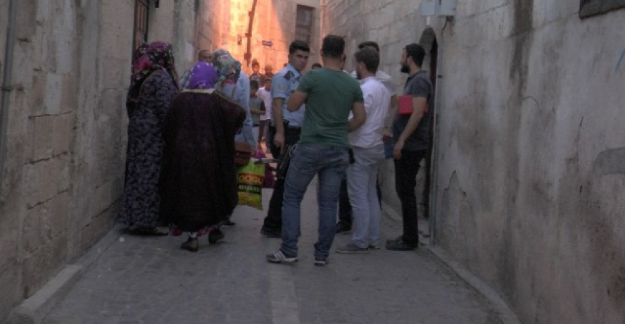 (Özel haber) Kadın cinayetine giden polisler iki kişinin hayatını kurtardı