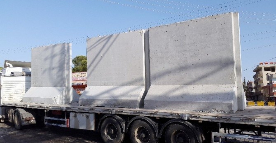 Sınır güvenliği için Akçakale’ye beton duvarlar getiriliyor