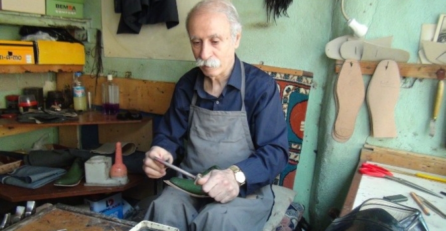 Ayakkabı Tamir Mesleği Son Demlerini Yaşıyor