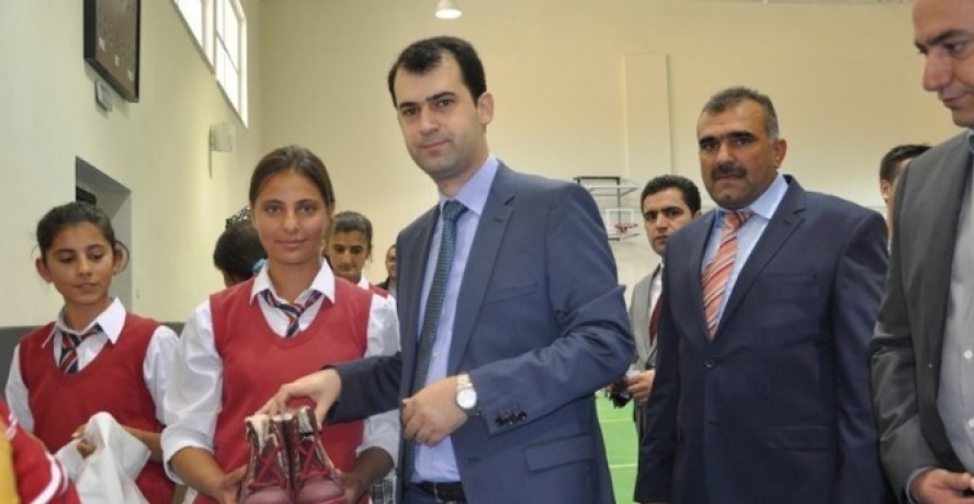 Bozova’da 400 Öğrenciye Giyim Yardımı