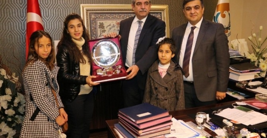 Çocuklardan Demirkol’a Teşekkür Ziyareti