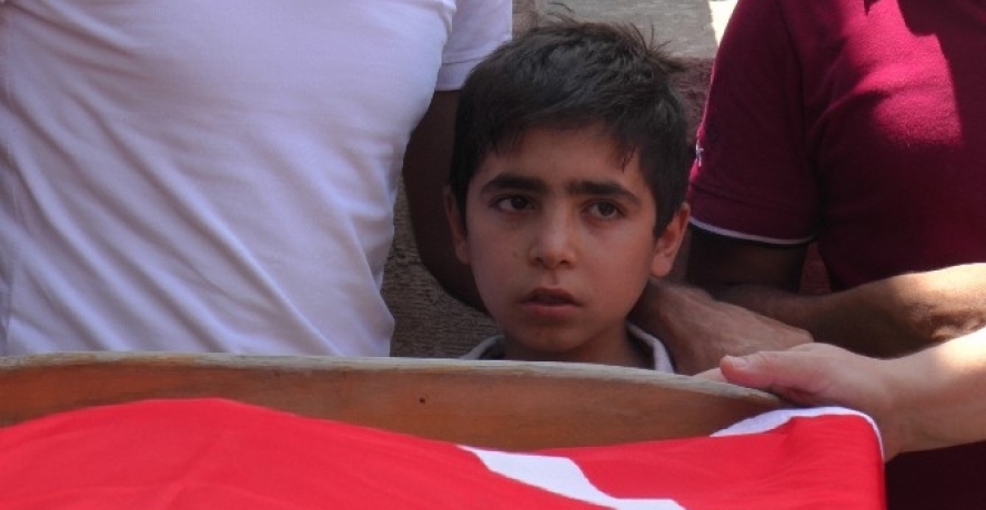 Mardin’deki Patlamada Ölen Tır Sürücüsü Şanlıurfa’da Defnedildi