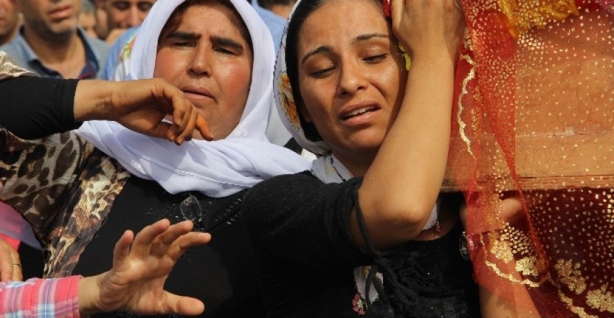 Patlamada Hayatını Kaybeden Sidar Çevik Ve Halası Nurgül Çevik Yan Yana Defnedildi