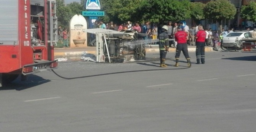 Polis aracı kaza yaptı: 4 yaralı