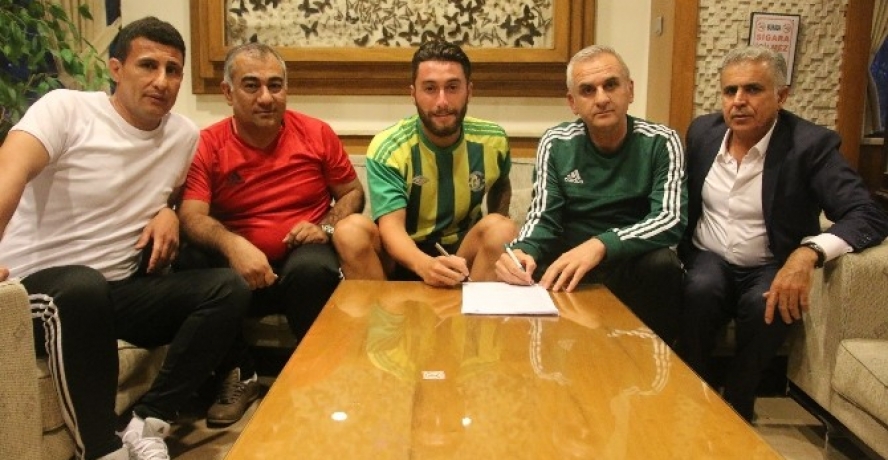 Şanlıurfaspor’da 3 imza birden