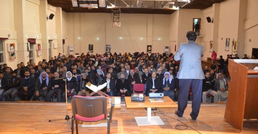 Viranşehir De İslam Şehitlerini Anma Programı Düzenlendi