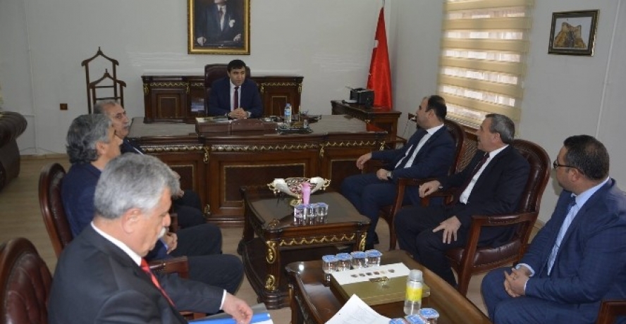 Viranşehir De Kaymakam Citer İlçe Sorunlarını Çiftçi’ye İletti
